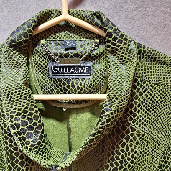 Woman's Green snakeskin pattern jacket - Picture 6 of 6